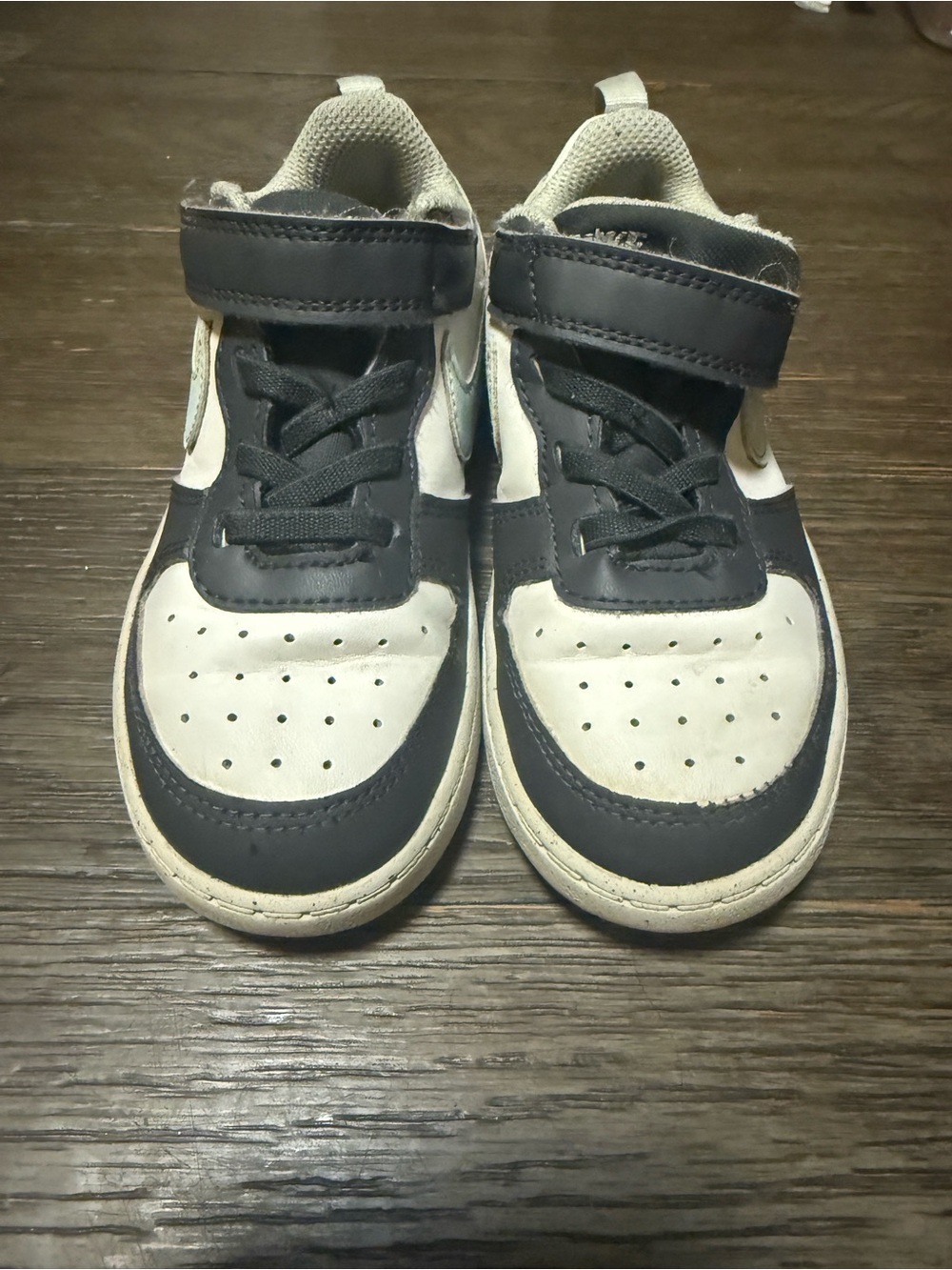 Nike Kids Navy and White Velcro Sneakers